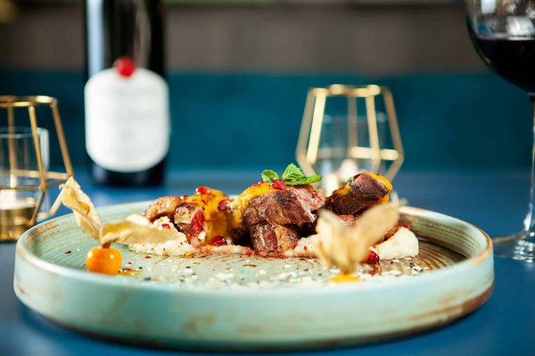 Où découvrir les traditions culinaires de la région de la Toscane, Italie?